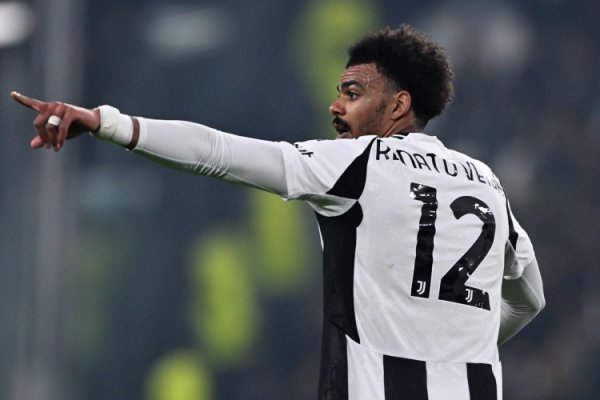 Reporter: Marseille is interested in Vega, they have asked about the players