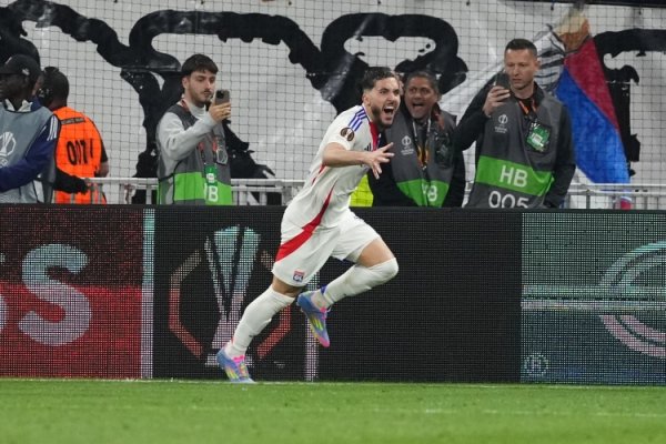 Reporter: Manchester City has signed Cherky and has reached an agreement, with a fee of 40 million euros + bonus + second transfer points