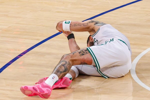 Scott: Tatum seems to die when his Achilles tendon breaks, but Kobe will never do this
