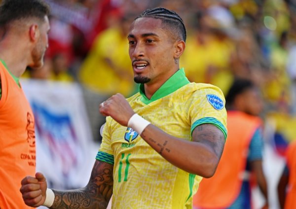 Rafinia: Brazil has achieved its first goal for the World Cup, and the most important thing is not to lose the ball