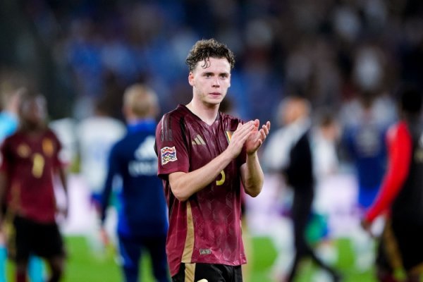 Italian media: Brighton actively promotes the introduction of Decuyepe, Milan and Rome need to sell people before they can be introduced