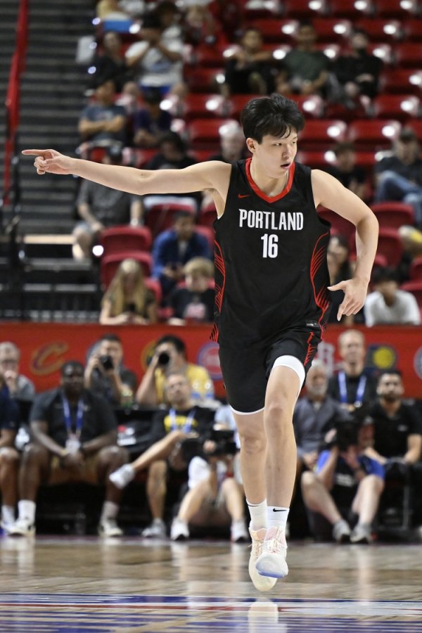 Su Qun: Billups value Yang Hansen s full performance reminds him of Old Sabonis