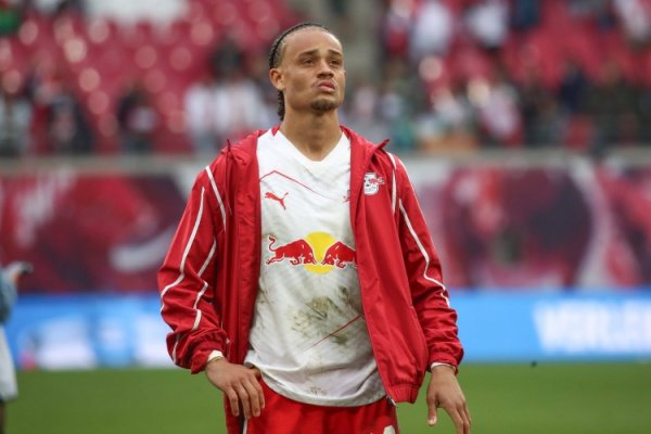 Photo: Xavi Simmons commissioned an agent to contact Chelsea, Leipzig asked for a price of more than 50 million euros