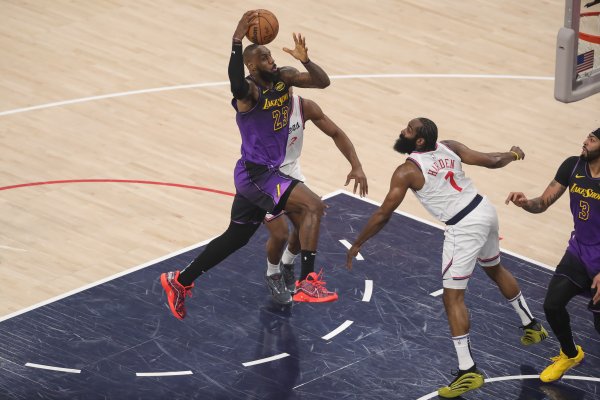 Famous reporter: The Clippers are obviously stronger than the Lakers now, and the Lakers have too many uncertainties