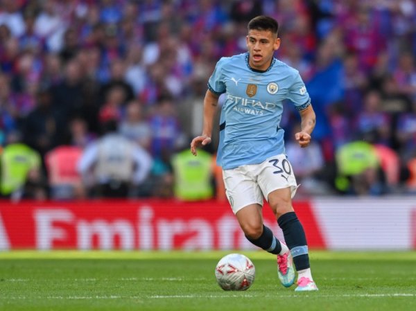 Marca: Girona has been approved to sign Manchester City players, hoping to convince Echeviri and Nipan to join