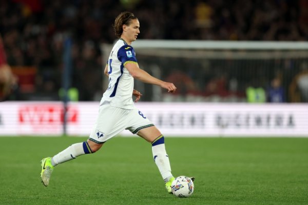 Reporter: Roma will loan + forced buyout defender Girardi, hoping to complete the transaction before next Monday
