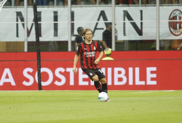 Modric: Everything is perfect, I m very happy, except for finding a house is difficult