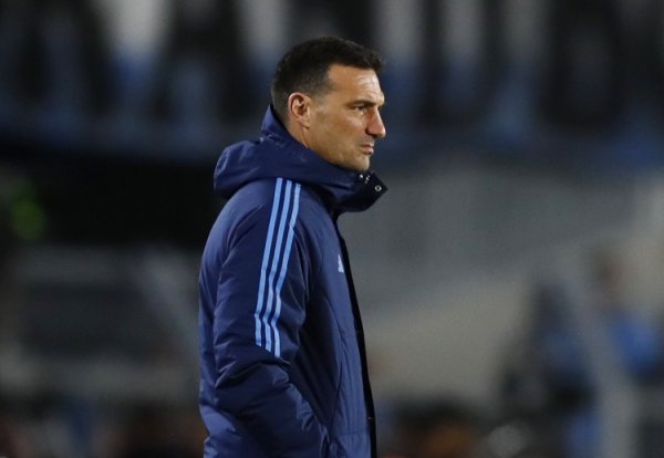 Scaloni: We showed different faces in the second half, and it was our decision not to let Messi take risks