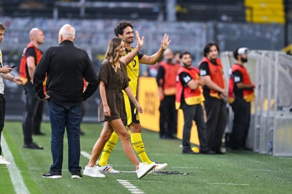 Hummels talks about being a commentator: he will make criticism within the appropriate scope, and he will definitely not discuss off-site topics