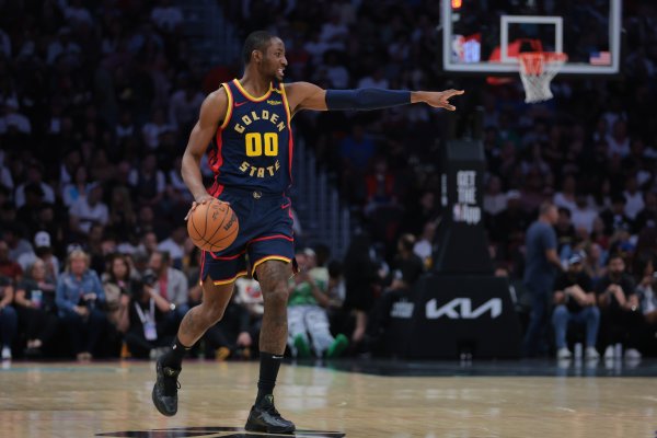 Siegel: The Warriors have talked with many teams this summer to sign first and then exchange Kumingga, but they have never been close to reaching it.