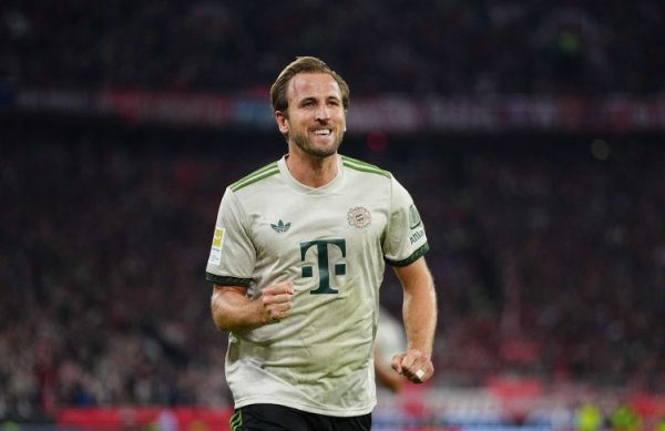 Kane scored 11 goals in the first six Bundesliga games, making it the first time in league history