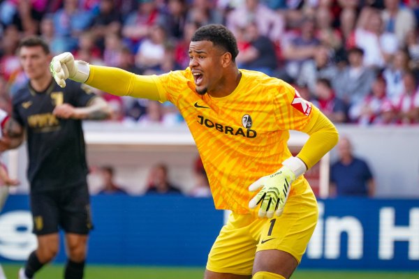 Desky: Inter Milan intends to introduce Freiburg 23-year-old goalkeeper Arthuru next summer