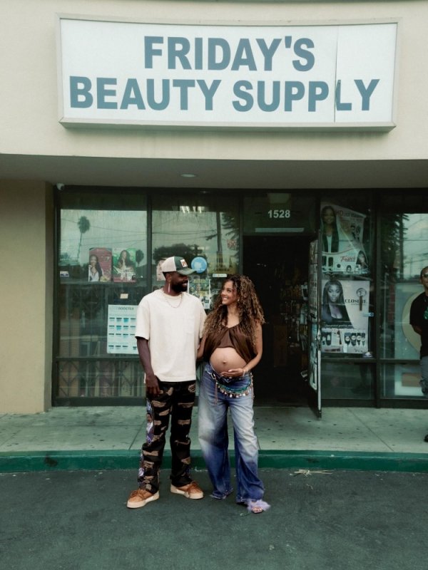 Irving s wife announces pregnancy and is about to welcome their first daughter