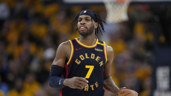 It feels pretty good! Hield came off the bench for 16 minutes, shooting 5% of 10, 26 three-pointers, 3 of 6, 13 points and 4 rebounds.