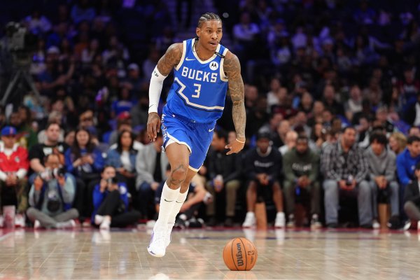 Rivers: Kevin Porter Jr. needs to hit the paint more and dribble less. The defense puts pressure on the ball carrier.