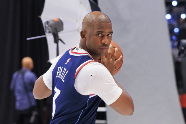It smells so good! Clippers official tweet: Chris Paul sent 9 assists in 9 minutes