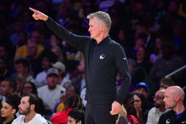 Kerr talks about load management: This is a process of controlling the rhythm. Prepare to use 12 people before the game