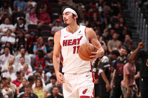 This is so efficient! Huskers came off the bench and scored 20 points in 15 minutes, shooting 5% of 6 and 268 free throws!