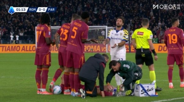 0 goals in 10 games and suffered another injury😢The 21-year-old Ferguson was tackled 18 seconds into the game and was replaced after 6 minutes.