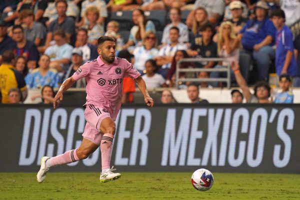 Alba: I must admit that daily training has become a bit difficult and I don’t want to be a coach after retiring.