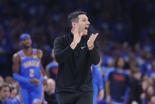 Who will be left behind first? The Thunder continued their unbeaten streak with six consecutive victories, and the other three unbeaten teams were all 4-0.