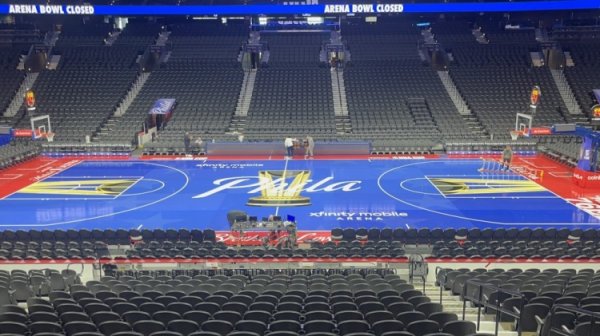 How does the 76ers NBA Cup home floor look? The players are already practicing on the NBA Cup court!