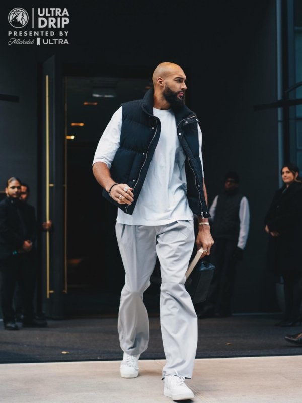 What Timberwolves generals will wear when entering the venue: Conley’s sports and casual style, Reed&McDan and others’ street style