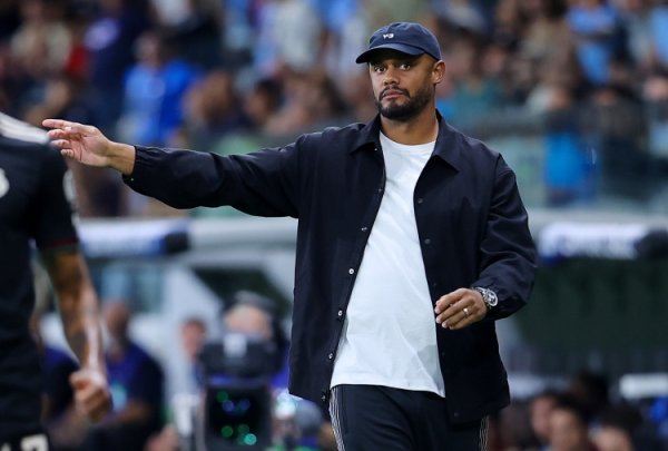 Kompany: Hupa is an indispensable member of the team, he is very good and very happy here