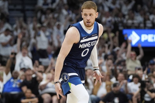 McDaniels: As long as DiVincenzo comes out of the screen, look for him to shoot as soon as possible