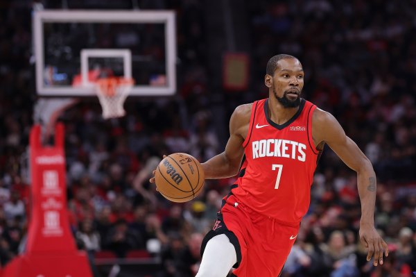 Zhang Jiawei: The Bucks let KD open the one-on-one duel at the last moment. Uduka is very suitable to deal with Lao Li.