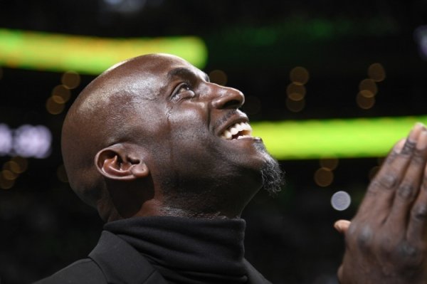 The Wolf King said to Melon 