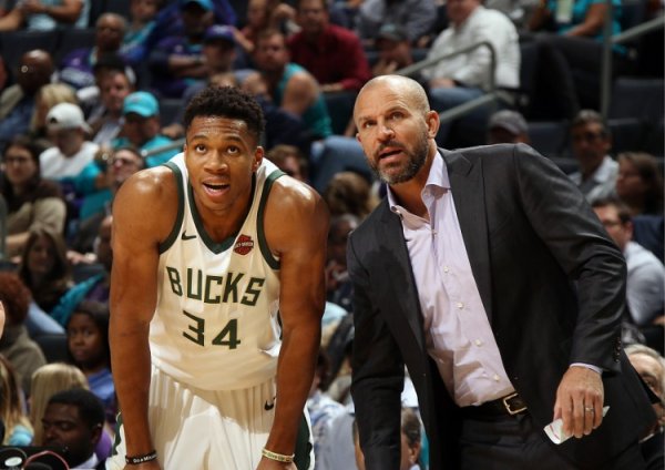 Good relationship! After Antetokounmpo made a three-pointer, he teased Kidd: I asked you to tell me to shoot less three-pointers before!