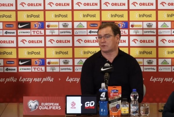 Poland coach: He thinks we are closer to victory and joked with Koeman about beating the Netherlands in the World Cup