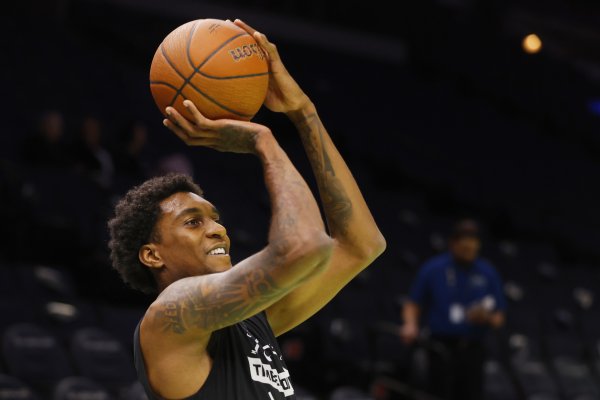 Averaged 17.5 points and 4.6 rebounds per game! Tomorrow the Timberwolves will face the Wizards. McDonald is doubtful due to left wrist sprain.